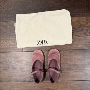 Zara Mauve Velvet Mary Jane Flats Sz 36 (5.5)